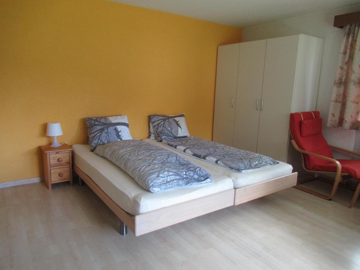 Free Cable Car & Bus In The Summer Haus L'Oree Saas-Grund Rom bilde